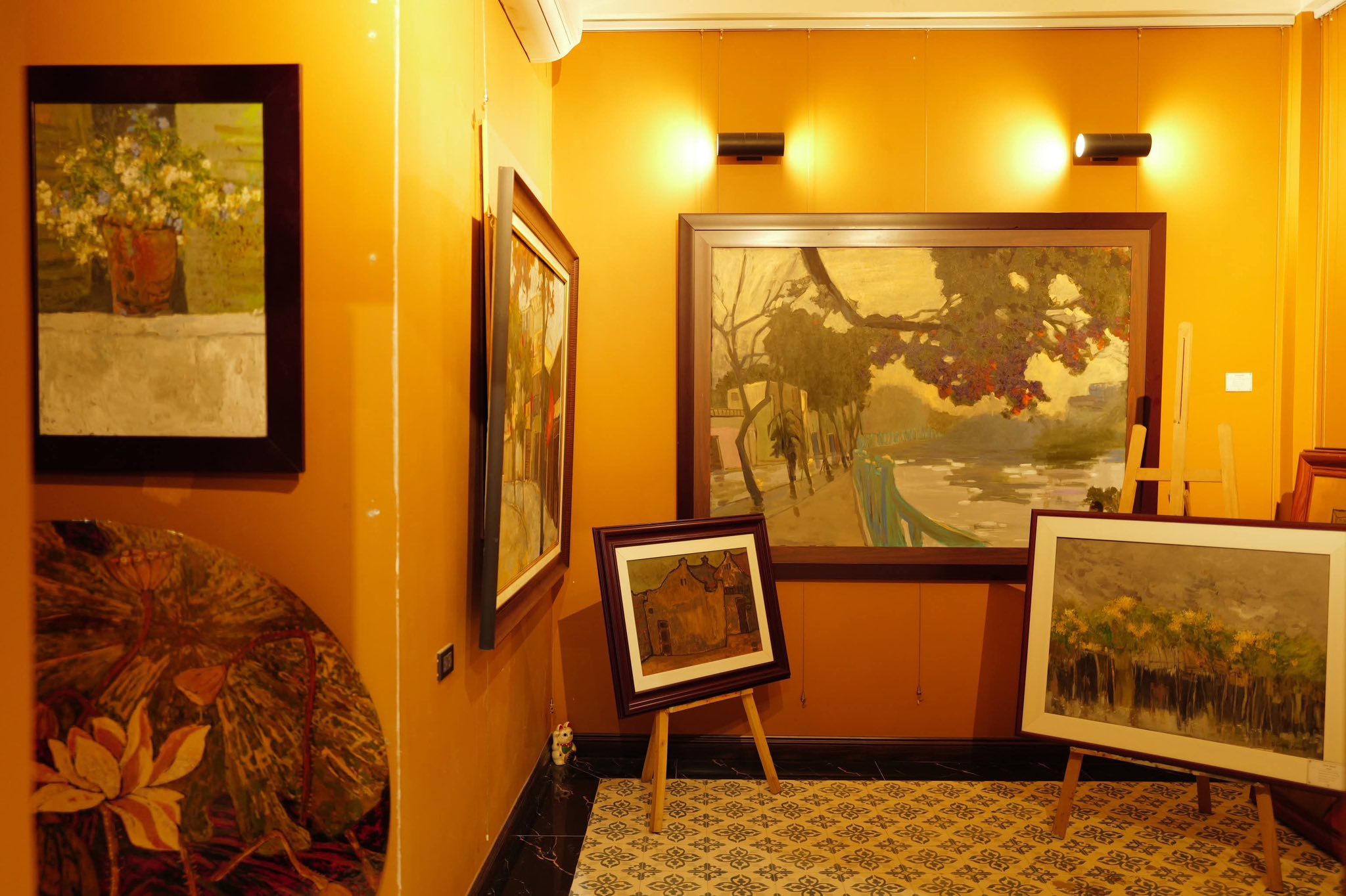Báo chí nối về Vân Art