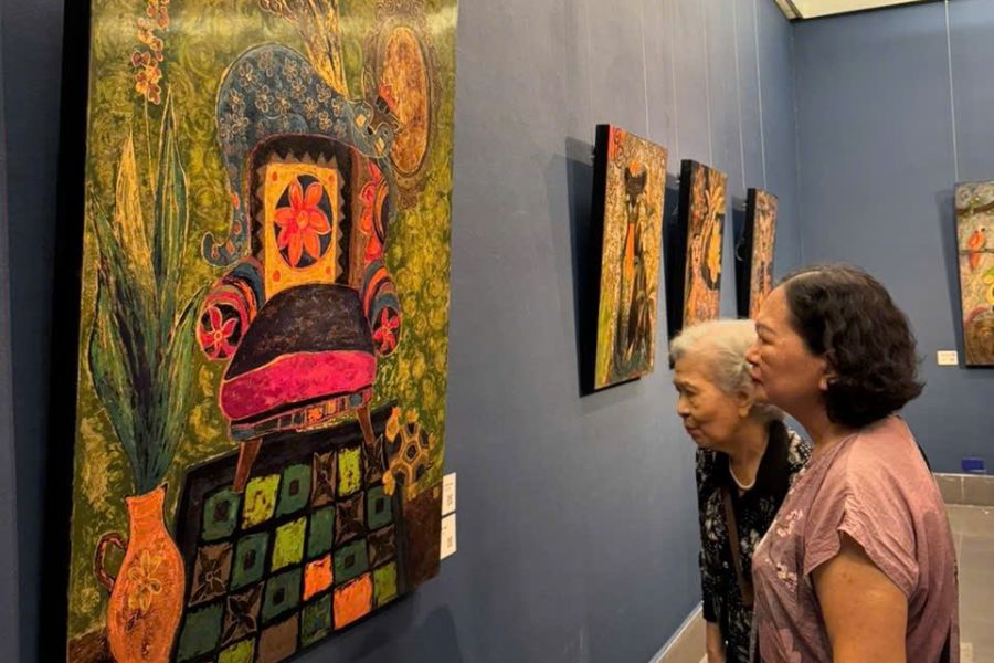 Chất liệu của tác phẩm trong triển lãm