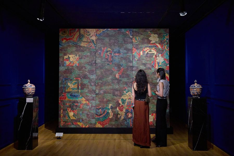 Chất liệu tại triển lãm Bắt đầu, ở mọi nơi