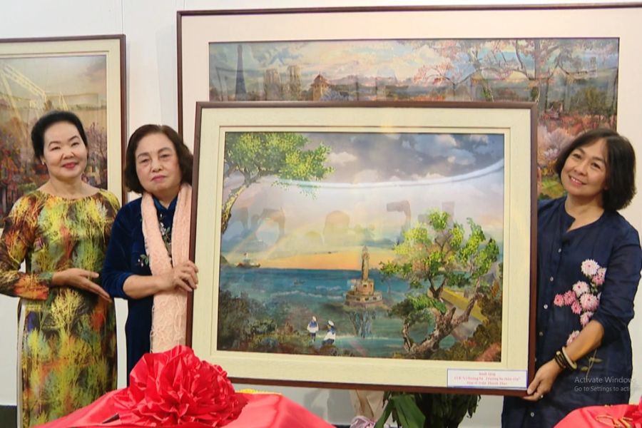 Giới thiệu triển lãm Nghe Vải Kể Chuyện