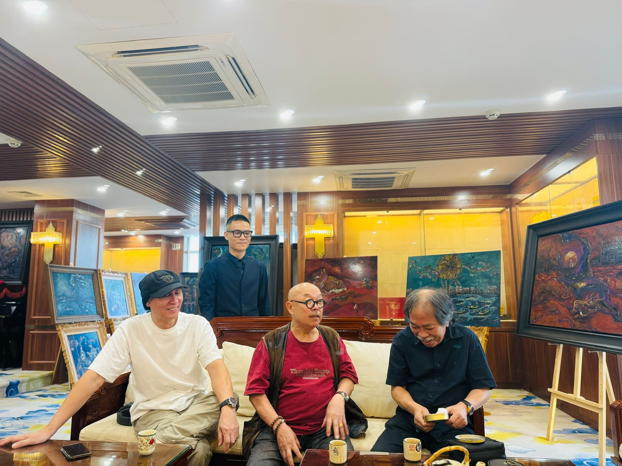 Họa Sĩ Thành Chương giao lưu nghệ thuật