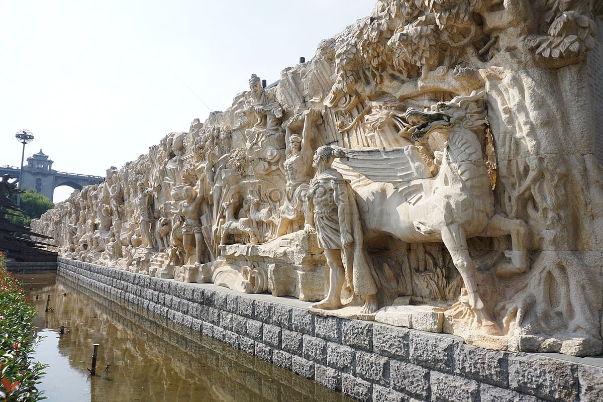 Nghệ Thuật Thời Trung Cổ khác như thế nào