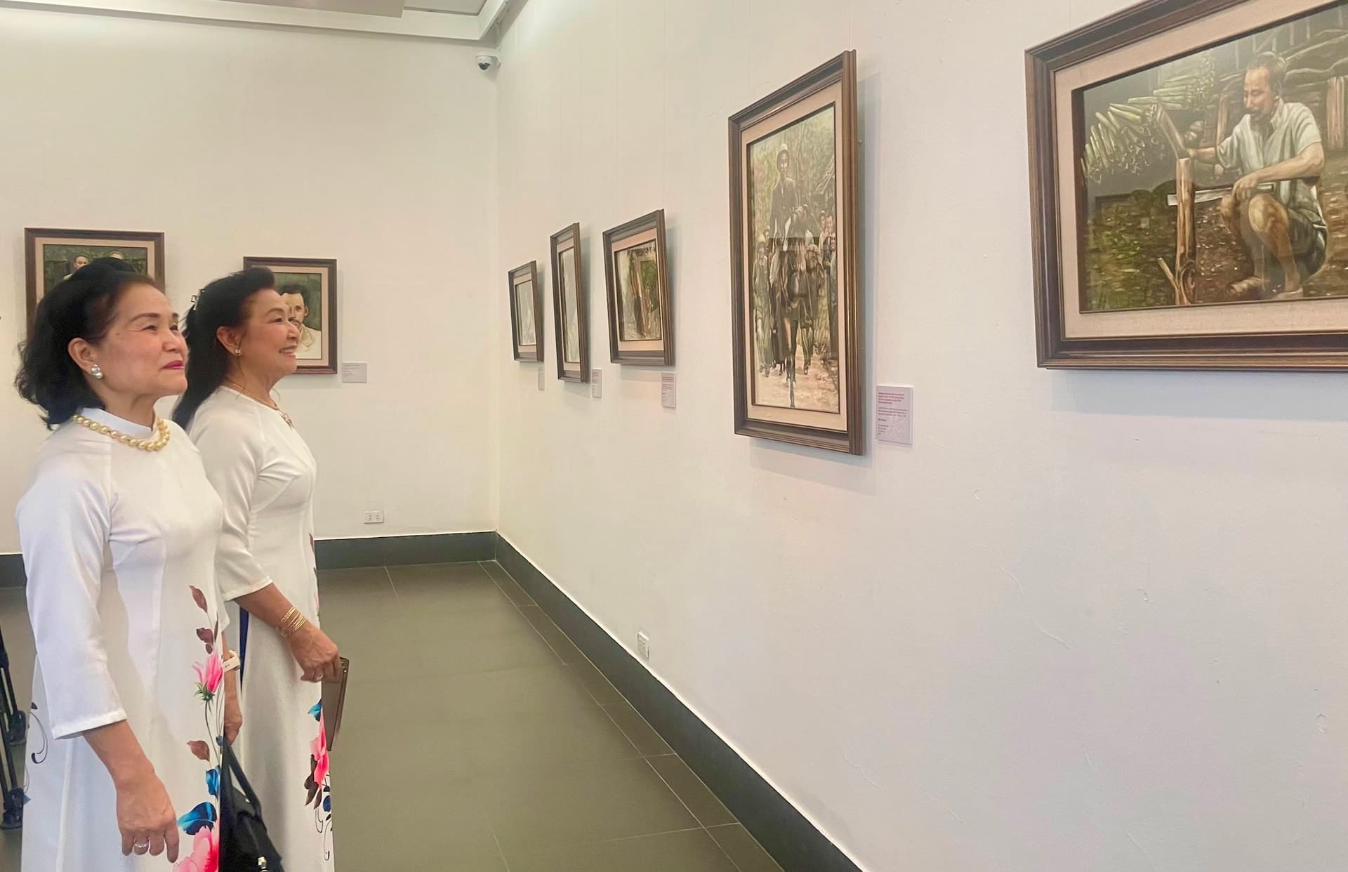 phòng tranh tại hồ chí minh triển lãm tranh