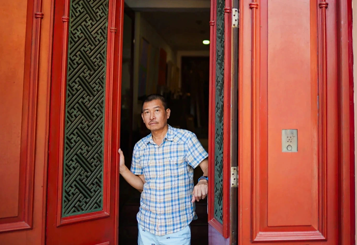 tiểu sử Lê Thiết Cương