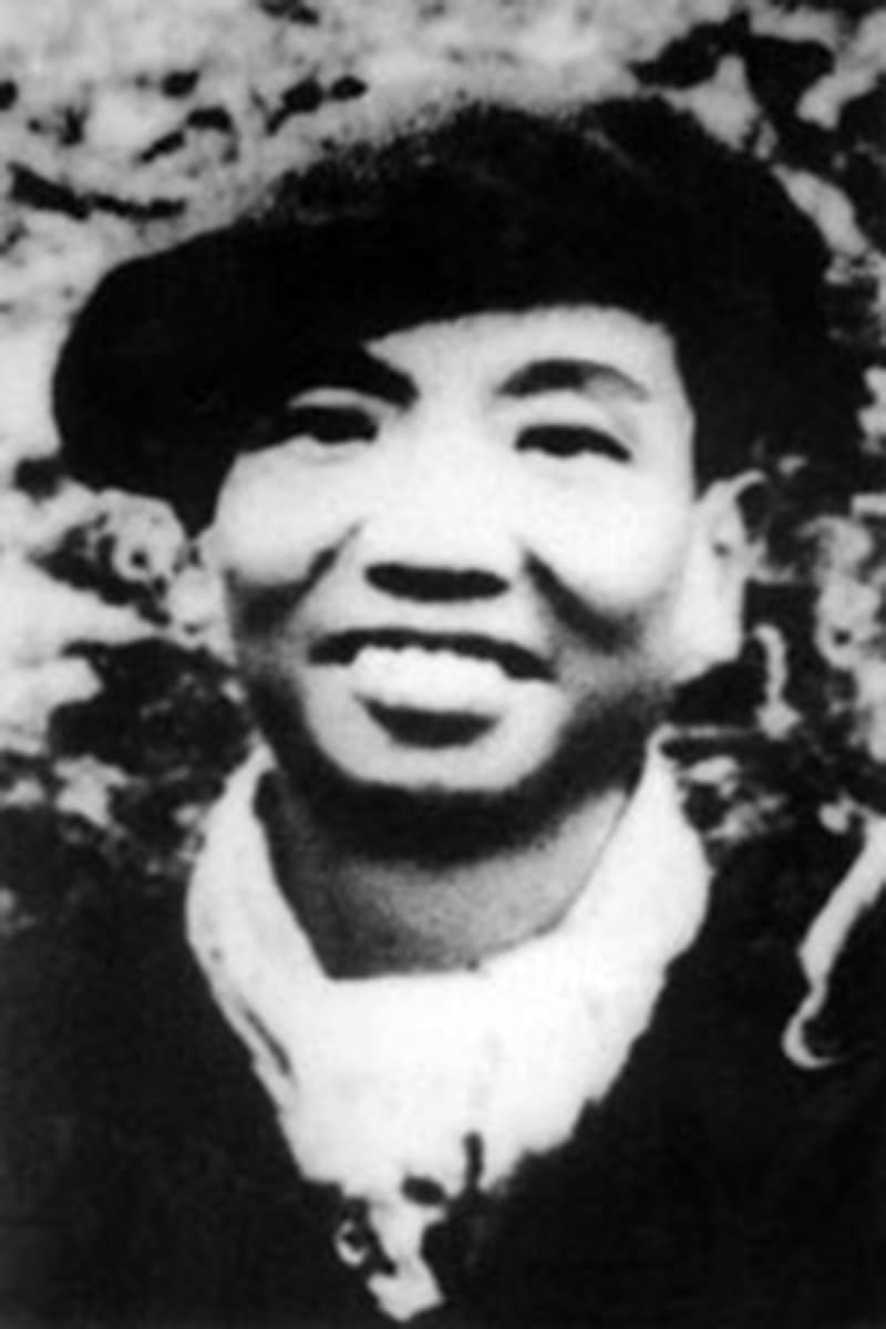 tiểu sử Tô Ngọc Vân